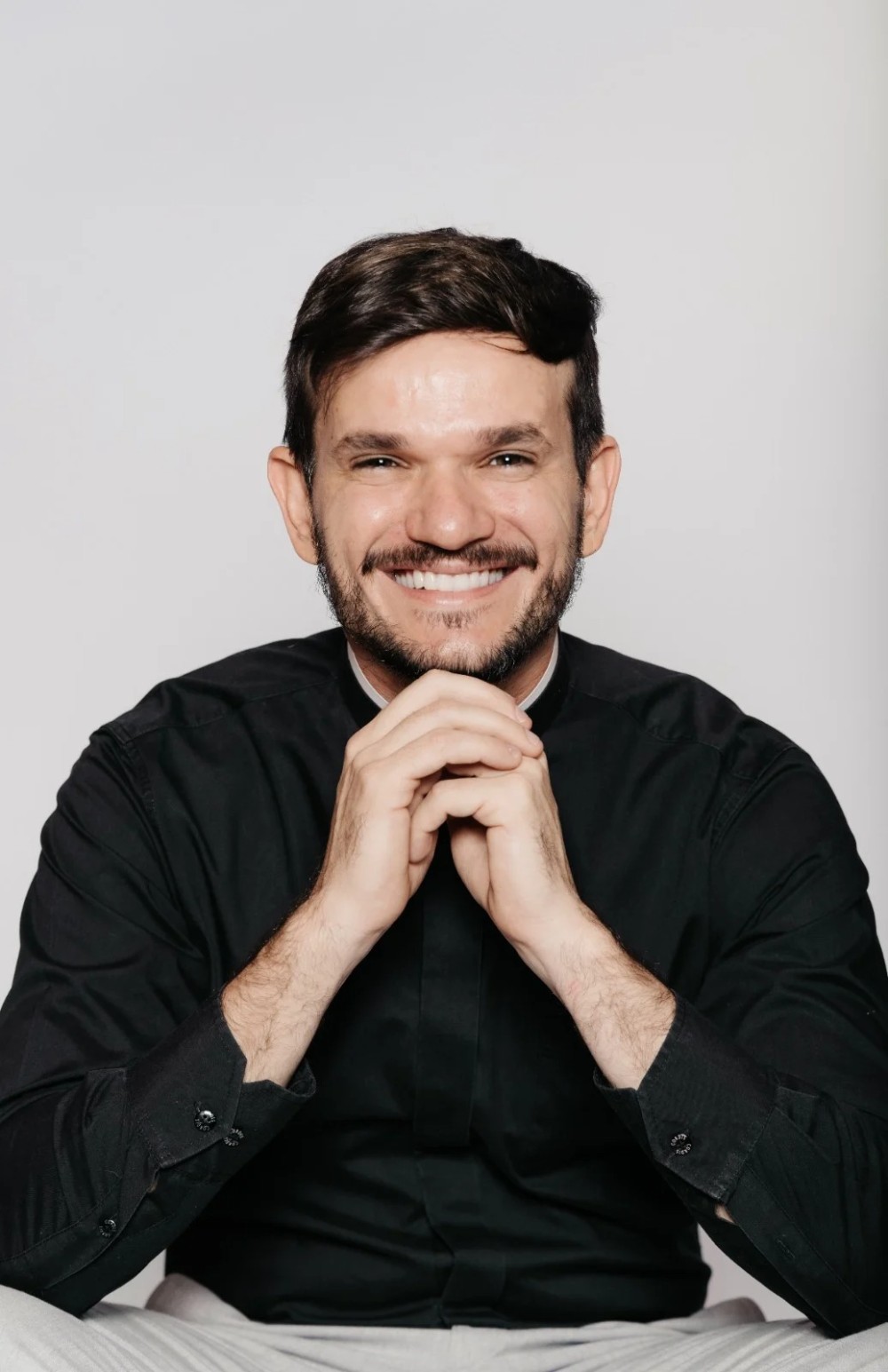 Padre Patrick apresenta espetáculo de humor em Jaraguá do Sul com mensagens de reflexão