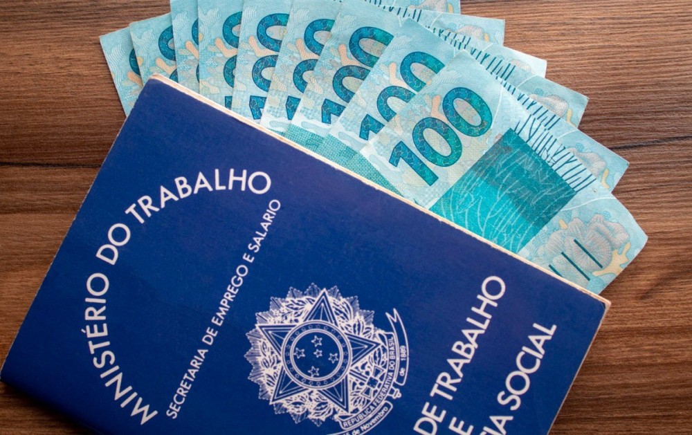 Governo prevê novo valor de salário mínimo para 2027