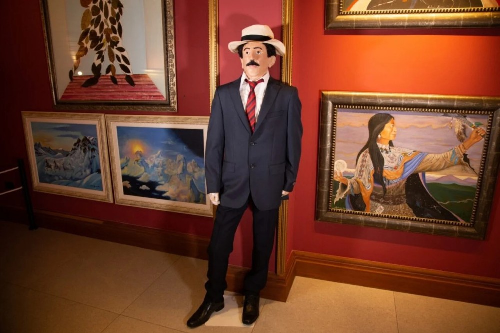 Do meme ao sucesso: museu de cera “raiz” do interior Paraná vira atração nacional e conquista turistas de todo o Brasil!