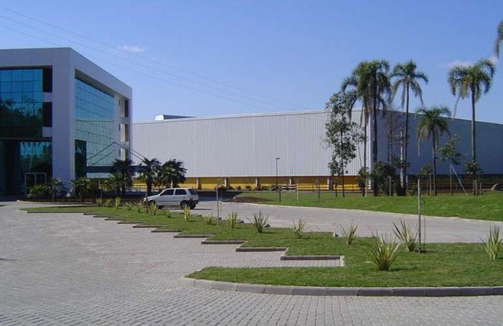 Falência de tradicional fabricante de móveis de mais de 30 décadas acende sinal de alerta para o setor