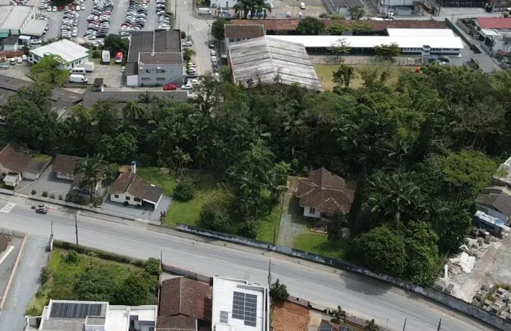 Obra de R$ 1,2 milhão prevê nova ponte na Barra do Rio Molha