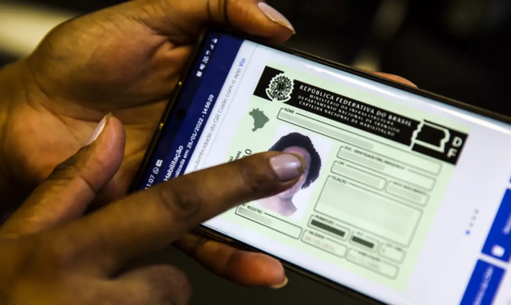 Renovação de CNH sem exame de aptidão é criticada por entidades médicas