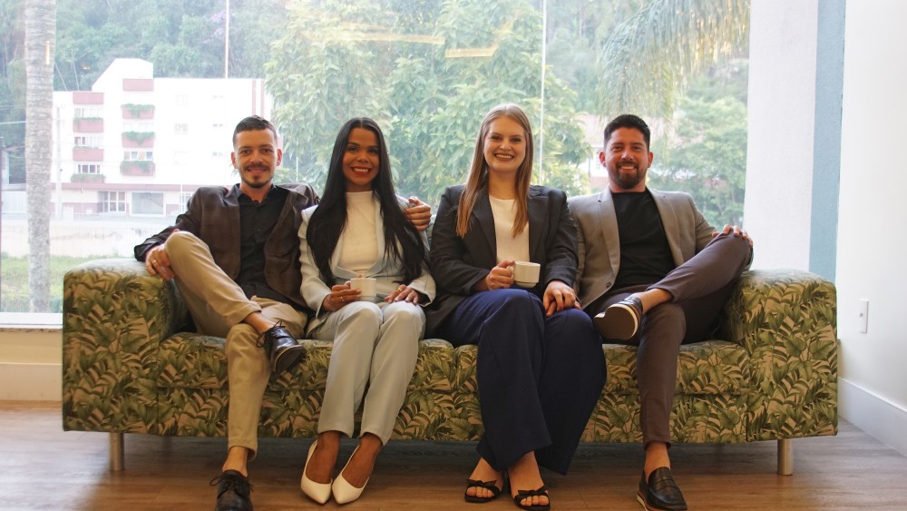 Impulso Digital: a imersão presencial para criar e estruturar negócios de produtos físicos no digital em cinco dias