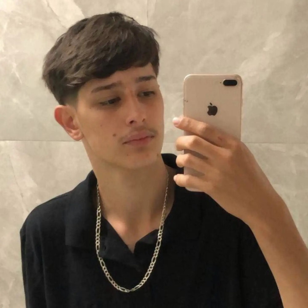 Jaraguaense de 17 anos morre em grave acidente de moto no Paraná