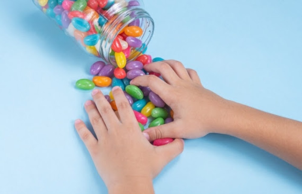 Nova realidade alimentar: especialista alerta sobre o excesso de açúcar para crianças