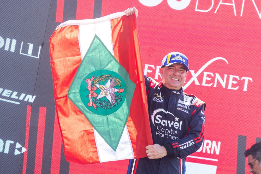 Catarinense embarca para disputar em Le Mans na França