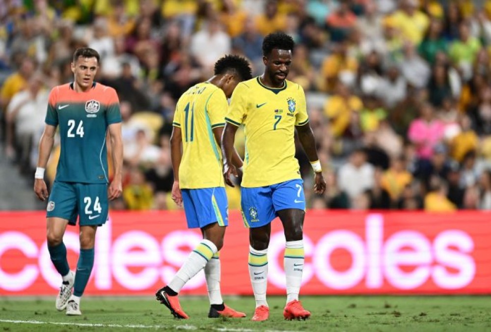 Seleção Brasileira dá vexame com direito a golaço da Austrália