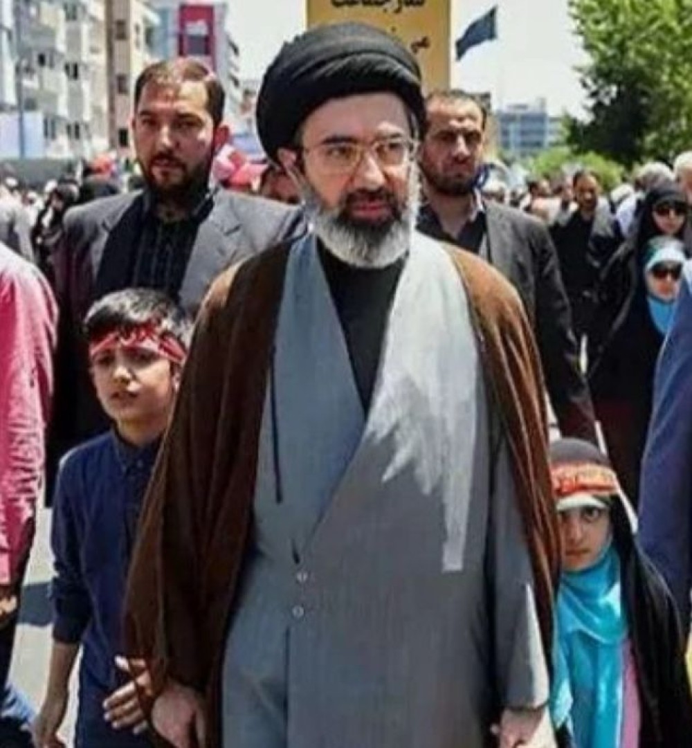 Novo líder supremo do Irã é gay... e reação de Trump chama atenção