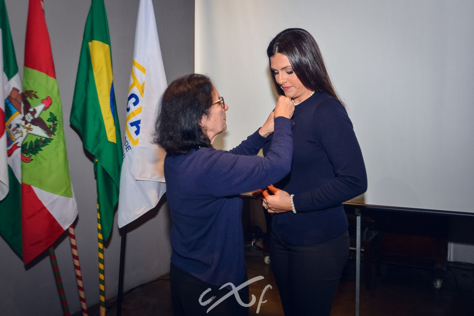 Fotos: Maria Tereza Nora transmite o cargo de Presidência da Casa da Amizade para Sabrina Madeira Canuto Hufenüssler