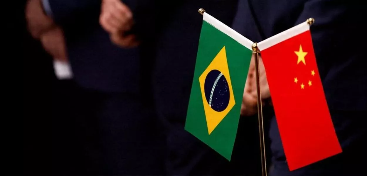 China isenta brasileiros de visto para entrada no país