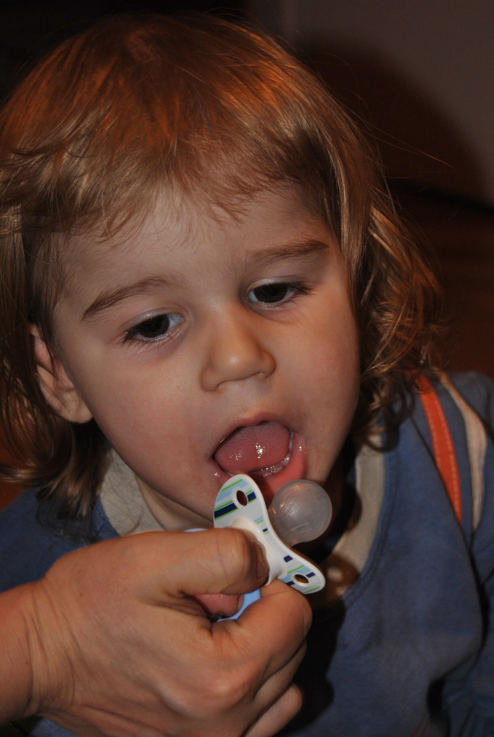 Chupeta, mamadeira e respiração bucal: os vilões invisíveis da fala