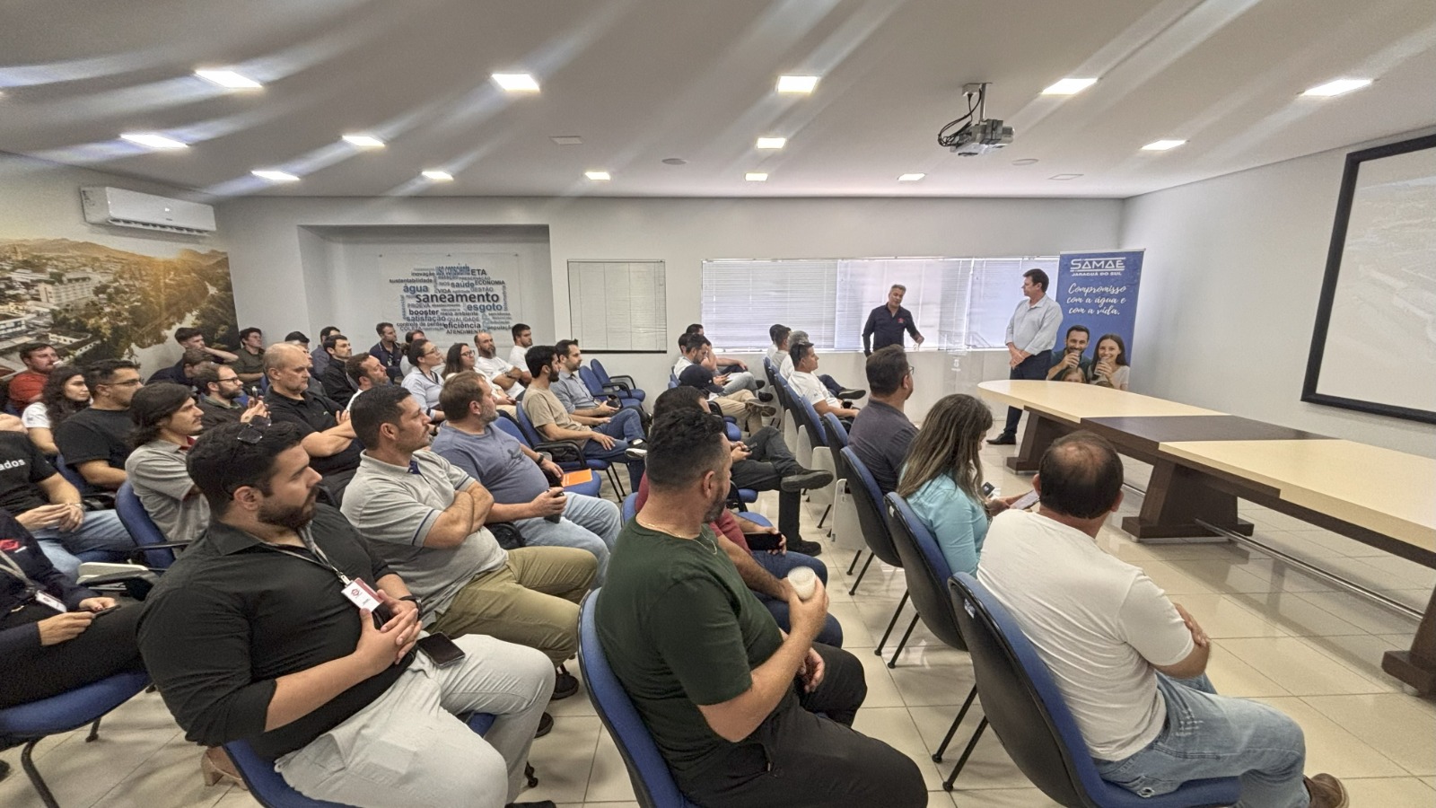 Participantes de workshop de automação visitaram o Samae