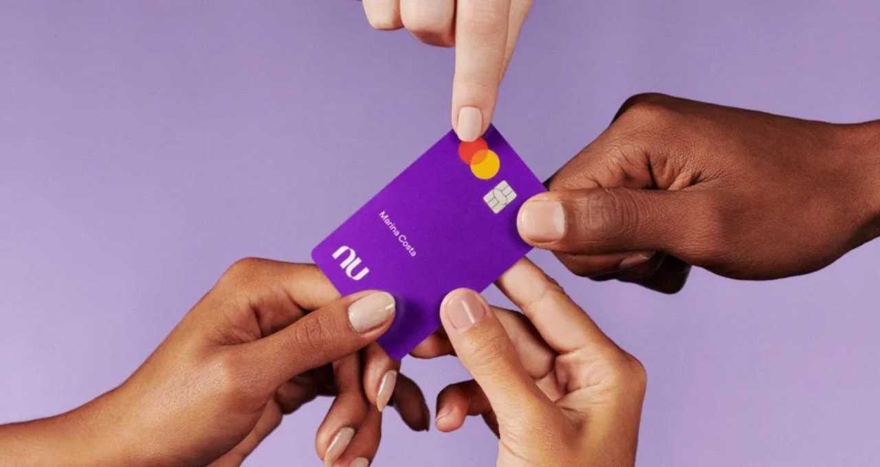Nubank vai liberar cartão de crédito para menores de 18 anos