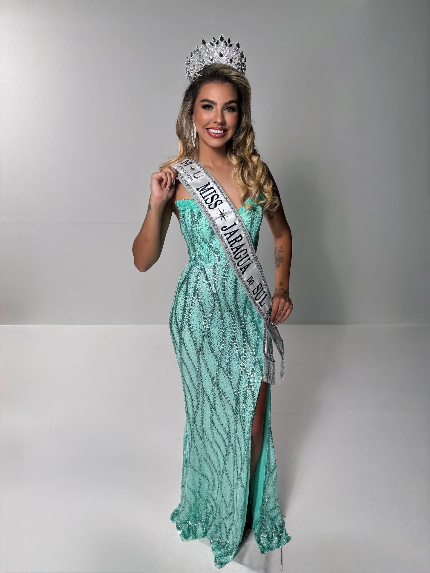 Saiba quem é a beldade que vai representar Jaraguá do Sul no Miss Universe Santa Catarina