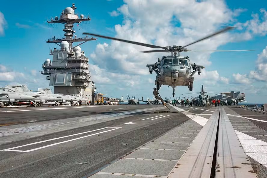 Conheça o porta-aviões USS Gerald R. Ford, navio de guerra mais letal dos EUA enviado à América do Sul