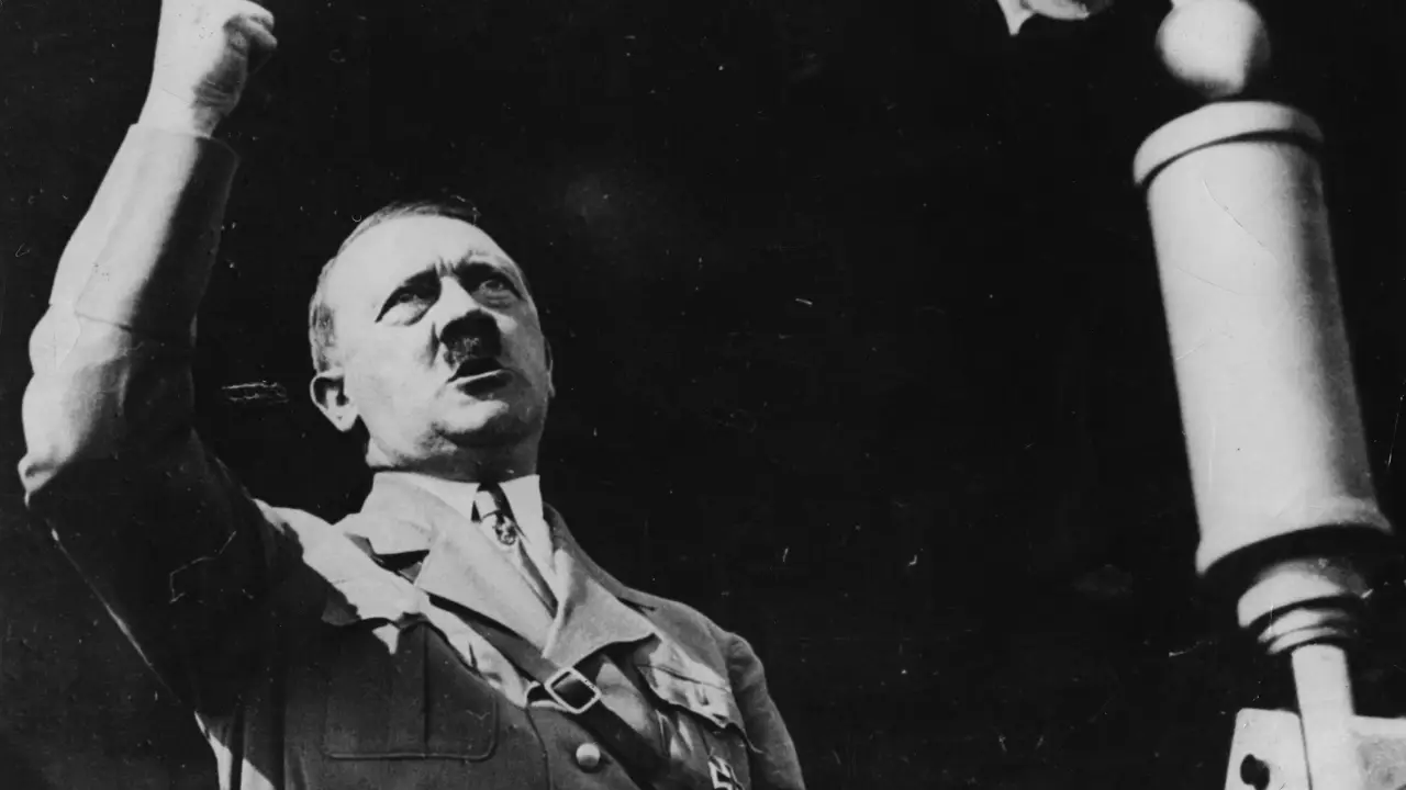 VIRALIZOU NA WEB: Estudo de DNA revela que Adolf Hitler tinha segredo íntimo