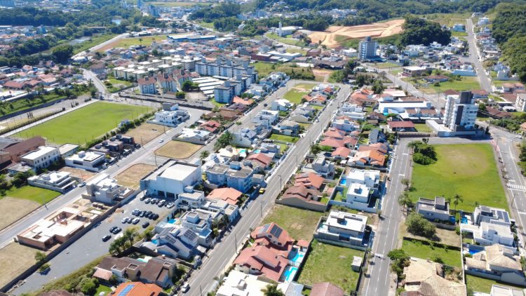 Jaraguá do Sul é a cidade onde o padrão europeu se reflete em ruas organizadas e tranquilidade