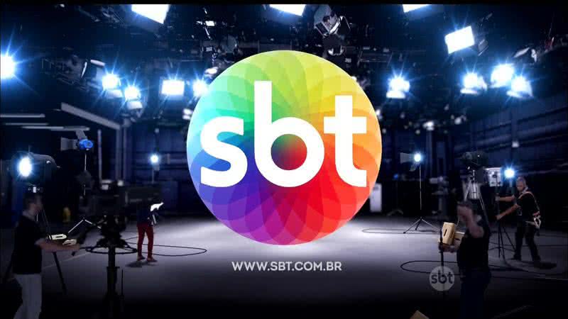 Apresentador polêmico é demitido do SBT após menos de quatro meses 